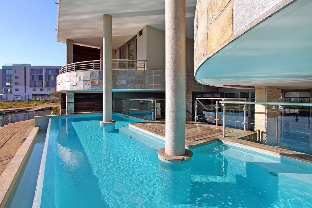 Canal Quays No Load Shedding Two Bedroom *