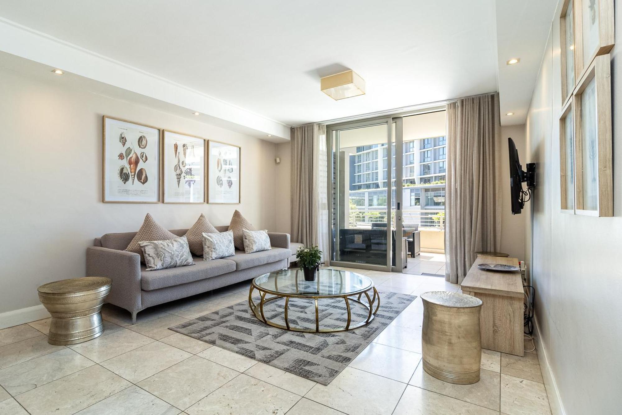 Apartment Canal Quays No Load Shedding Two Bedroom Kapstadt